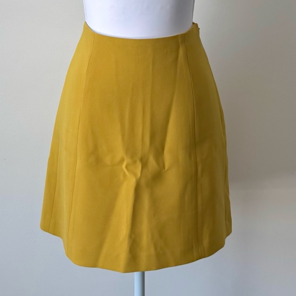 Aritzia Babaton Hopper Mini Skirt | Acacia Yellow 💛 - Picture 2 of 11